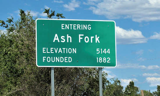 Entering Ash Fork, Arizona ... Elevation 5,144, Founded 1882