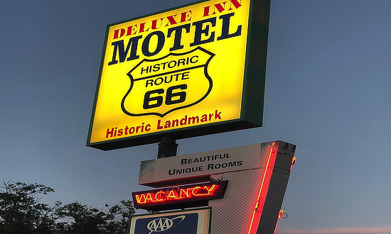 Deluxe Inn Motel in Seligman, Arizona