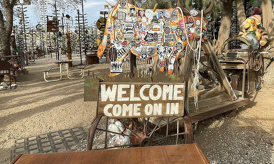 Welcome ... come on in to Elmer Long's Bottle Tree Ranch in Oro Grande, California on Historic Route 66