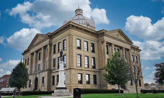 Logan County Courthouse in Lincoln, Illinois