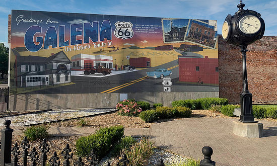 Park and Route 66 mural in downtown Galena, Kansas