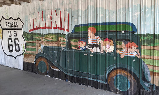 The Route 66 mural at Luigi's Pit Stop in Galena, Kansas