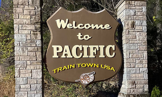 Welcome to Pacific Missouri ... Train Town USA