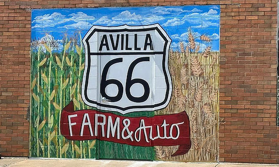 Another mural in Avilla ... Route 66 ... Farm & Auto