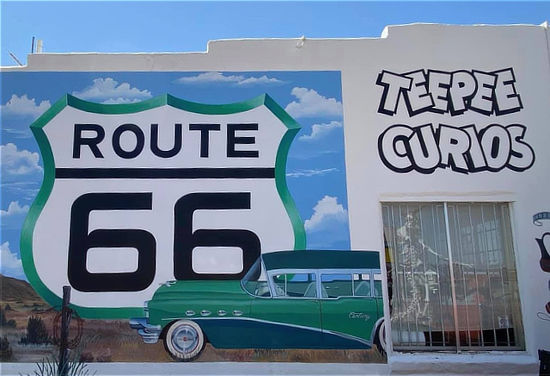 Route 66 mural on the side of Tee Pee Curios in Tucumcari, New Mexico