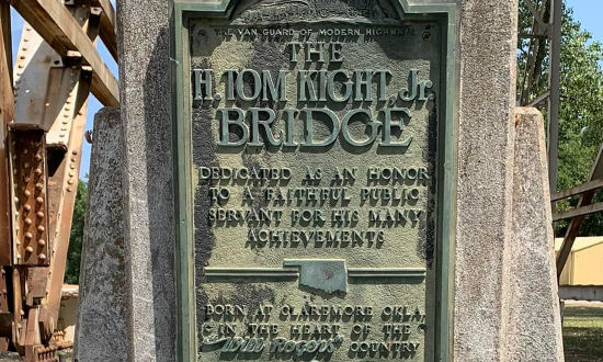 Historic marker for the H. Tom Kight, Jr. Bridge at Rogers Point Park in Catoosa, Oklahoma