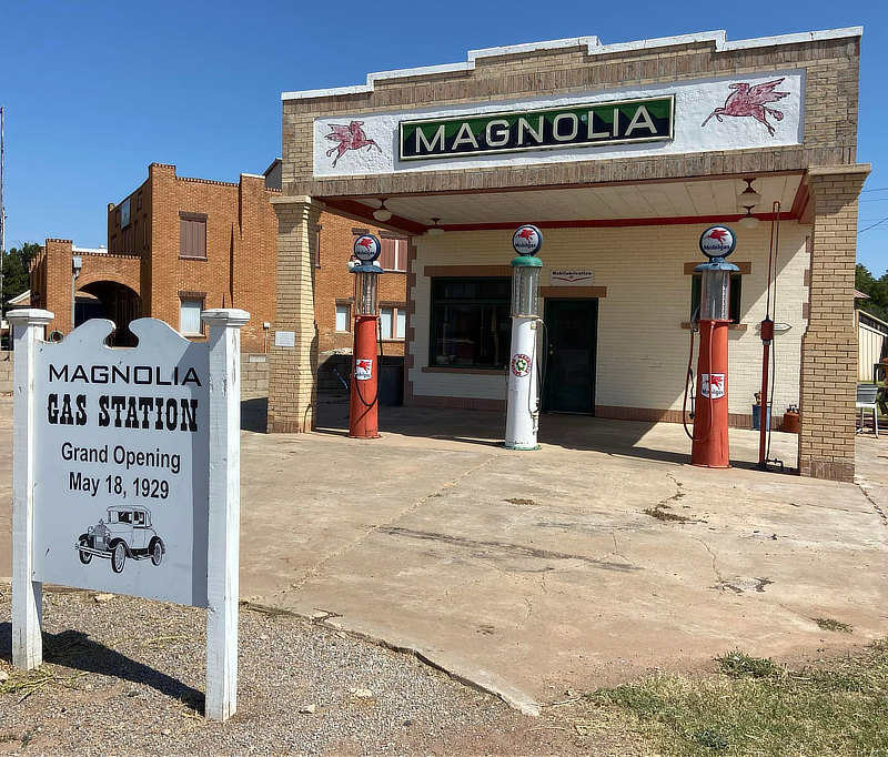 Magnolia gas station in Shamrock, Texas
